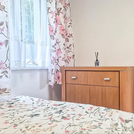1 Bedroom Cozy In Сарбиново