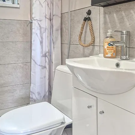 Дом отдыха 1 Bedroom Cozy In