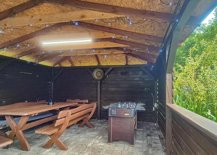 1 Bedroom Amazing In Casa vacanze Sarbinowo